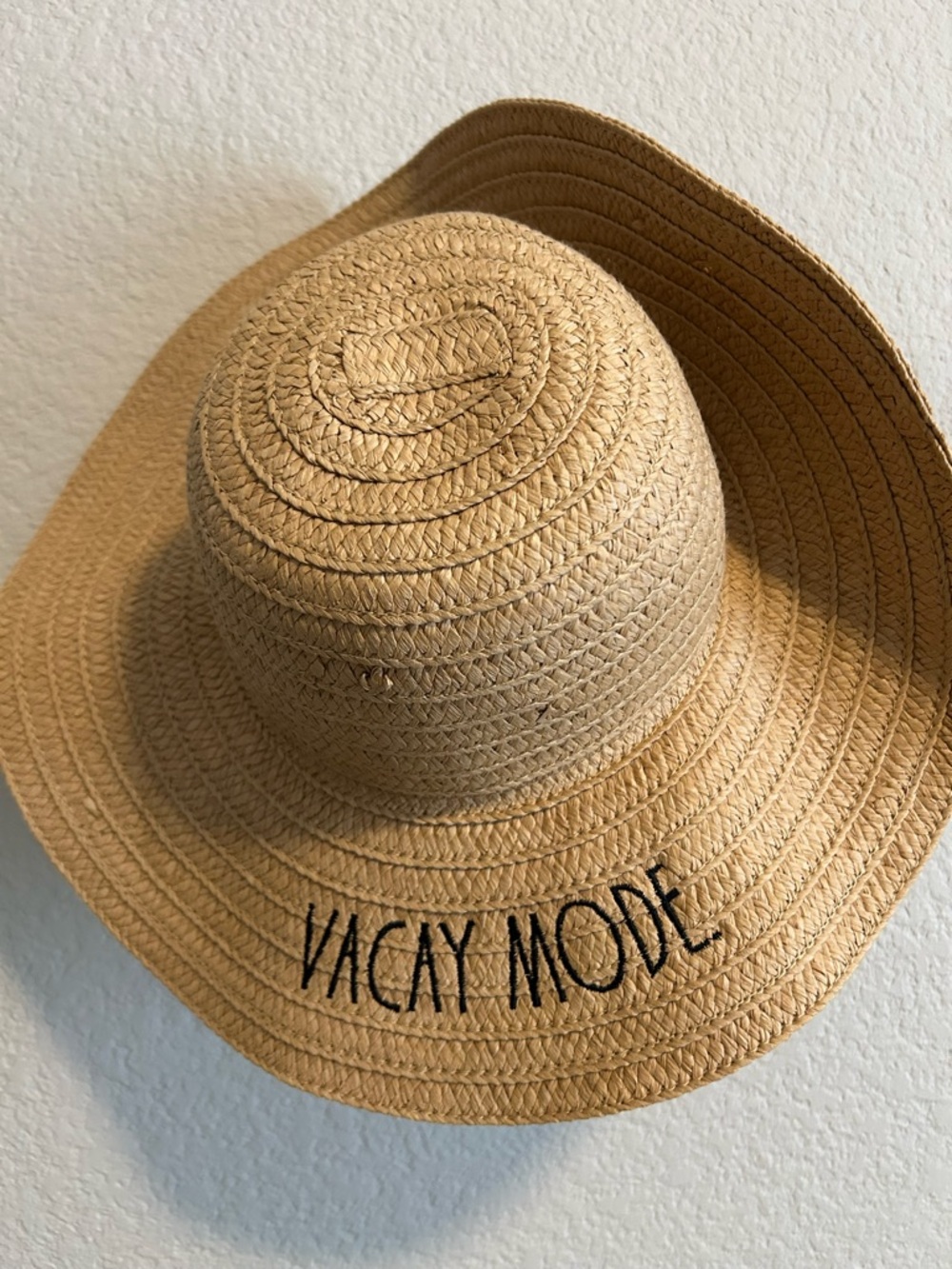 Floppy beach hat